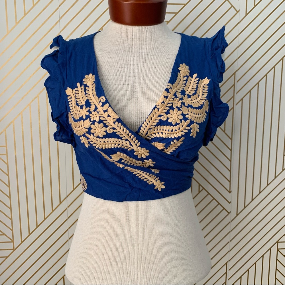Herencia collection Renata Embroidered Tie Top Herencia clothing Cotton tie wrap